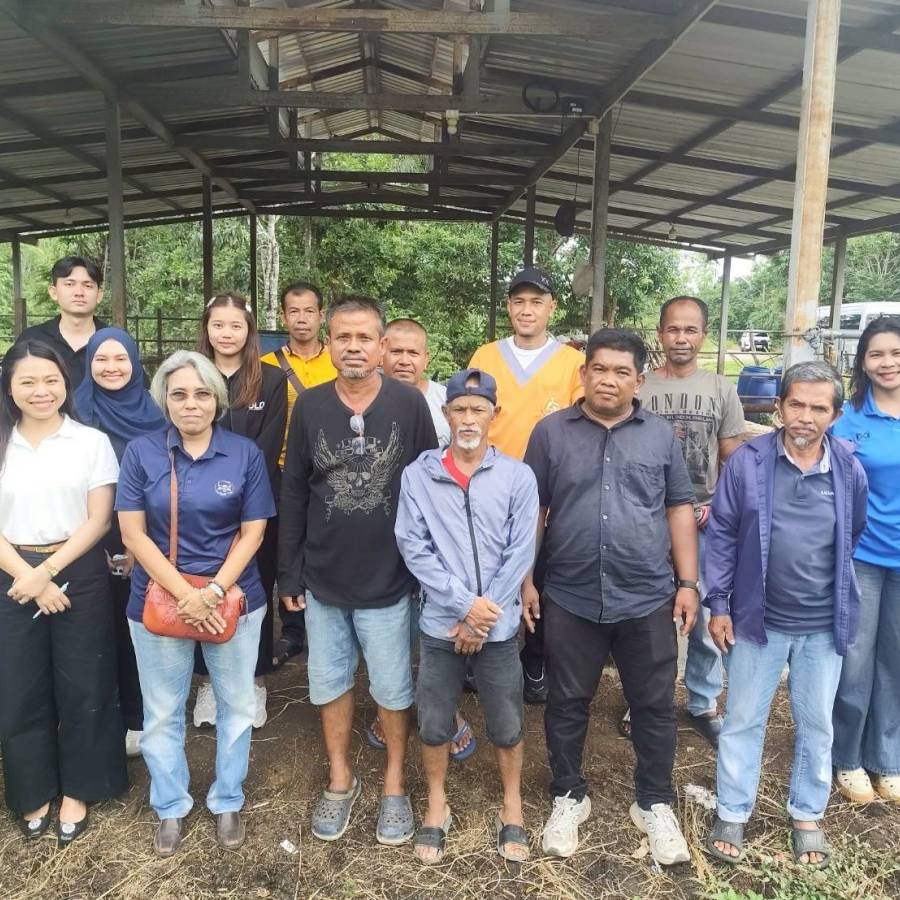สนง.ปศข.9 ร่วมติดตามประเมินผลกลุ่มเกษตรกรที่เข้าร่วมโครงการโคบาลชายแดนใต้ร่วมกับกองส่งเสริมและพัฒนาการปศุสัตว์ ณ พื้นที่จังหวัดสตูล