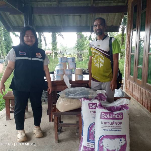 ตรวจรับปัจจัยการผลิต และส่งมอบโครงการพัฒนาศูนย์เรียนรู้การเพิ่มประสิทธิภาพผลิตสินค้าเกษตรเครือข่าย (ด้านปศุสัตว์)