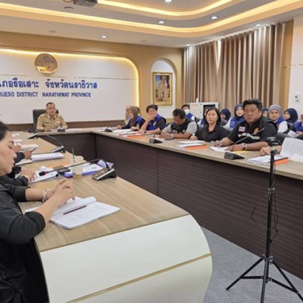   สำนักงานปศุสัตว์จังหวัดนราธิวาสร่วมประชุมและลงพื้นที่อำเภอรือเสาะ เพื่อติดตามความก้าวหน้าและผลสัมฤทธิ์กิจกรรมที่ได้รับการสนับสนุนงบประมาณจากศูนย์อำนวยการบริหารจังหวัดชายแดนภาคใต้ (ศอ.บต.) ประจำปีงบประมาณ พ.ศ. 2569