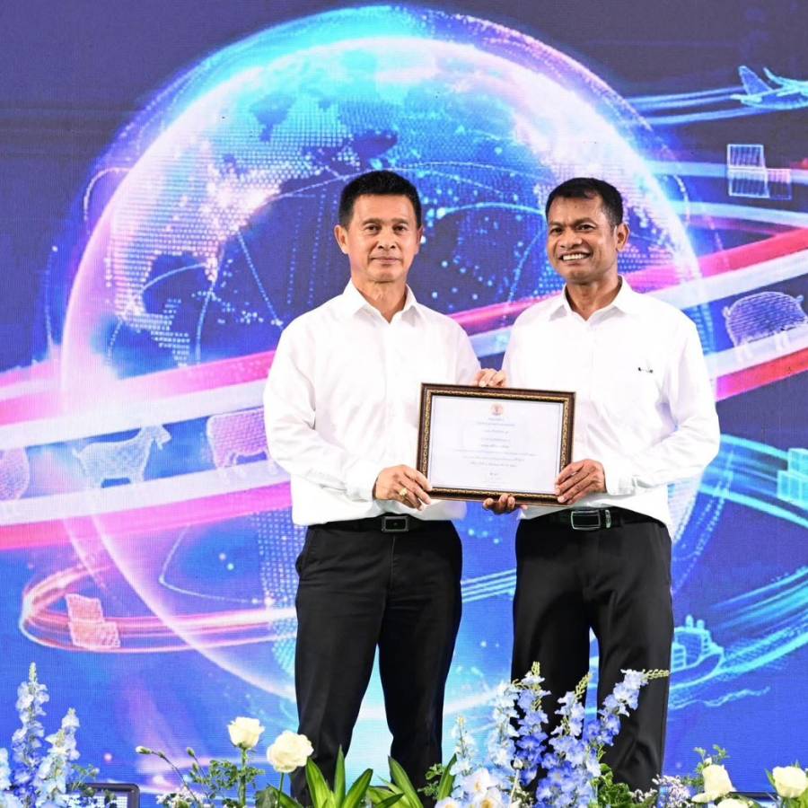 ปศุสัตว์เขต 9 เข้าร่วมงานวันคล้ายวันสถาปนากรมปศุสัตว์ ครบรอบ 84 ปี พร้อมเข้ารับรางวัลระดับดี ประเภทนวัตกรรมบริการ ผลงาน เครื่องอัดลมเป่าลูกดอกยาสลบพร้อมลูกดอกยาสลบ ณ กรมปศุสัตว์