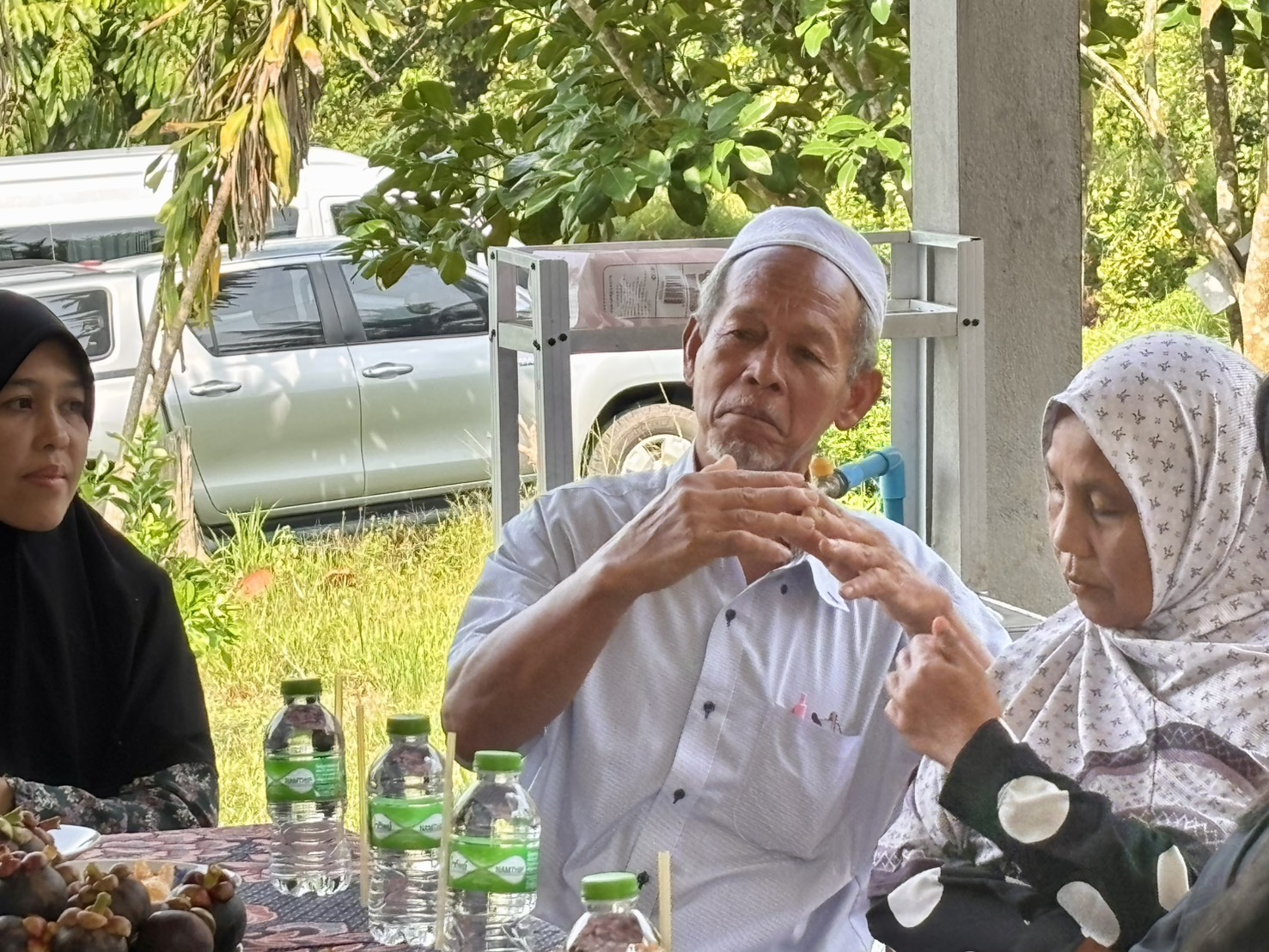 451